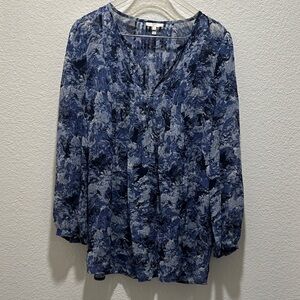 Joie Navy and White‎ Floral Blouse Size Small 100% Silk